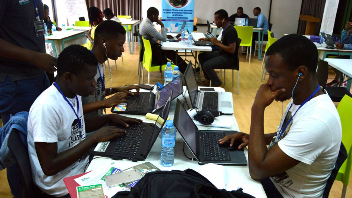 Hackathon Projecto PIN-Espaço de Inovação