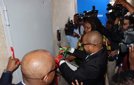 UEM INAUGURA NOVO CENTRO DE DADOS SUSTENTANDO POR ENERGIA SOLAR